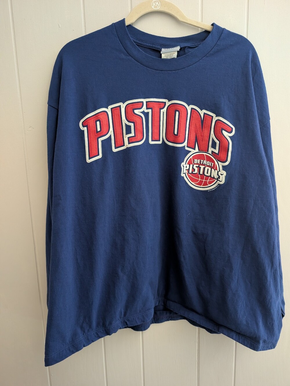 NBA Men's Detroit Pistons Blue Long-Sleeve Tee